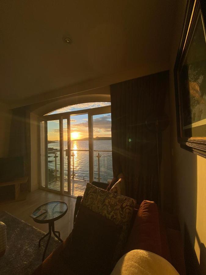 Curlew Apartment Knights Town Екстер'єр фото